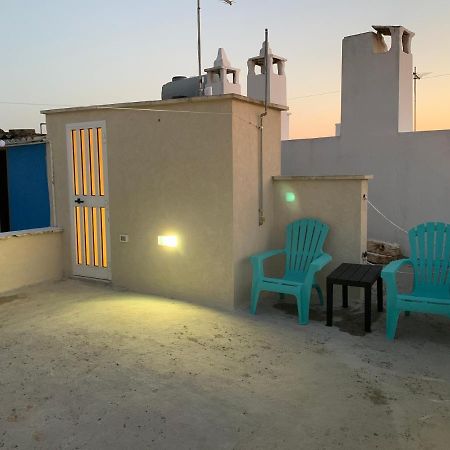 شقة Dimora D'Errico - Monolocale Nel Centro Storico كاروفينيو المظهر الخارجي الصورة