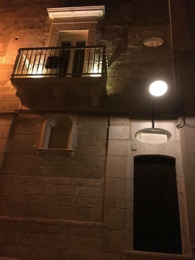 شقة Dimora D'Errico - Monolocale Nel Centro Storico كاروفينيو المظهر الخارجي الصورة